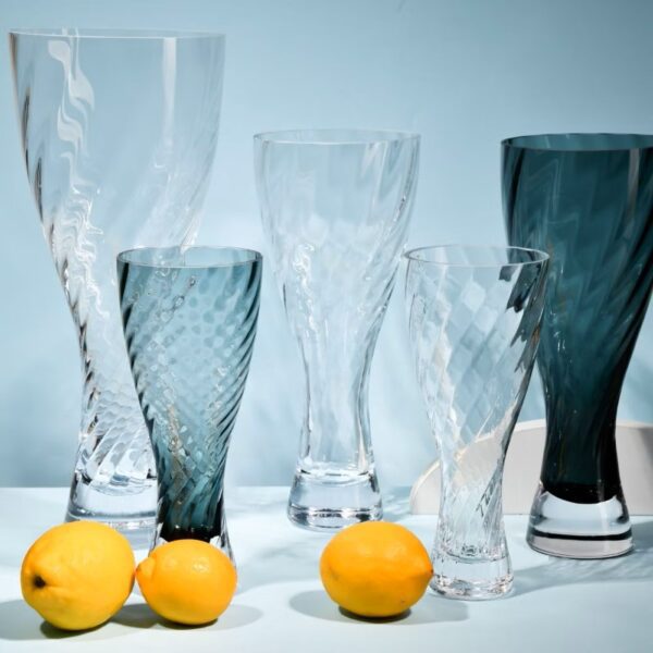 krosno-Wazon-puchar-ze-skrecona-powierzchnia-32-cm-aranz